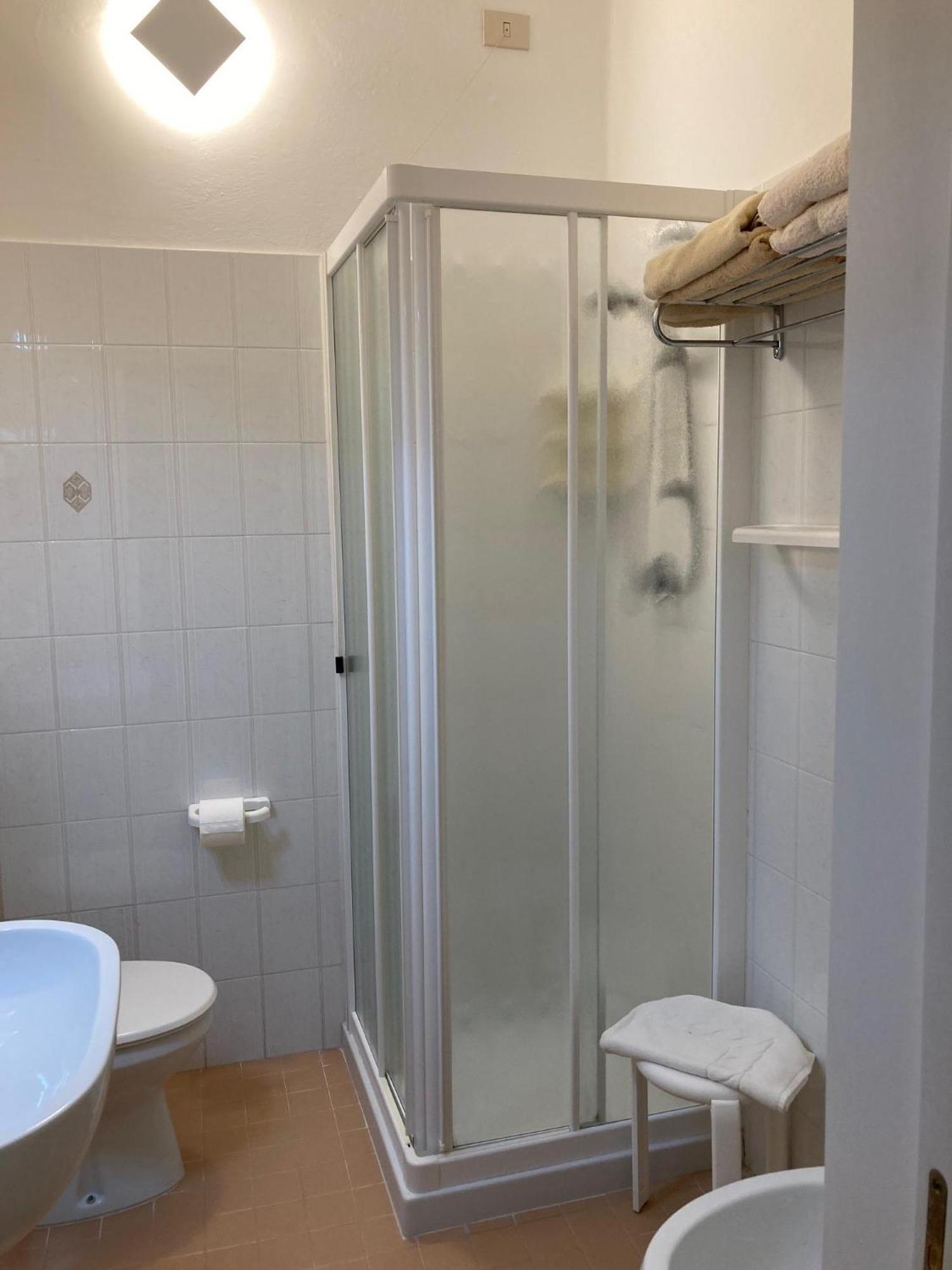Hotel Giacomazzo Каорле Екстериор снимка